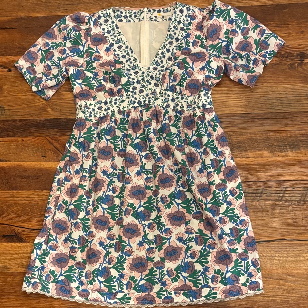 Boden Floral women’s Dress with Blue and Pink Accents 14Petite